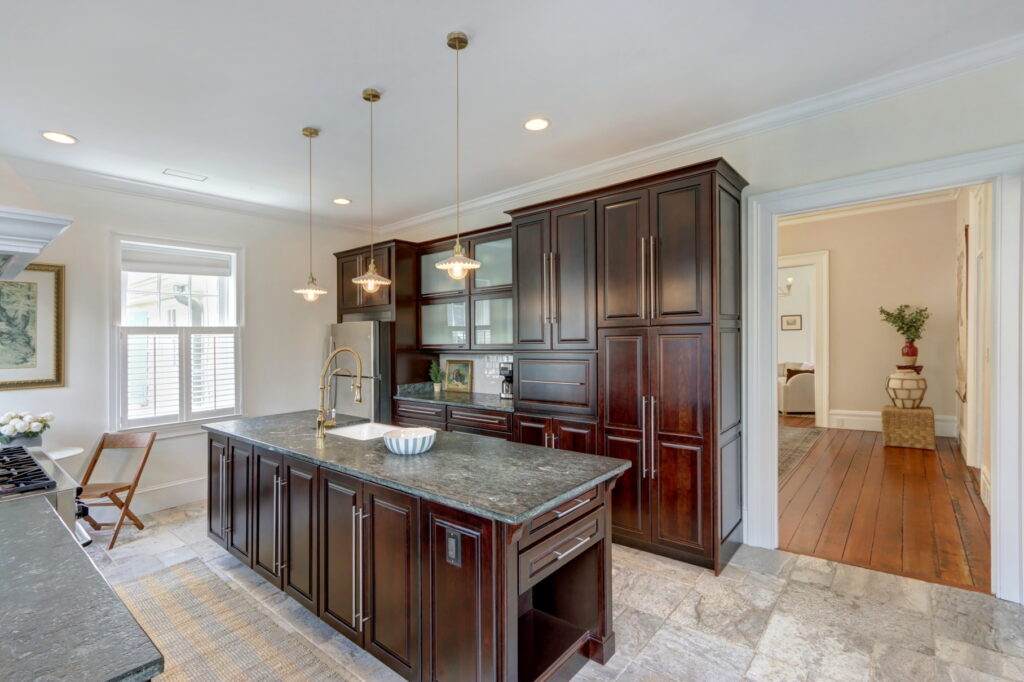 kitchen 306 E Liberty | Savannah, GA 31401