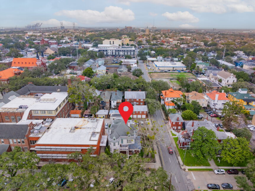 28 E 35th Street, Savannah, GA 31401