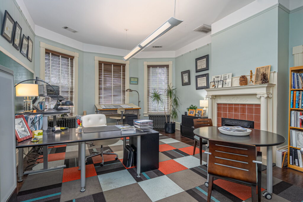 28 E 35th Street