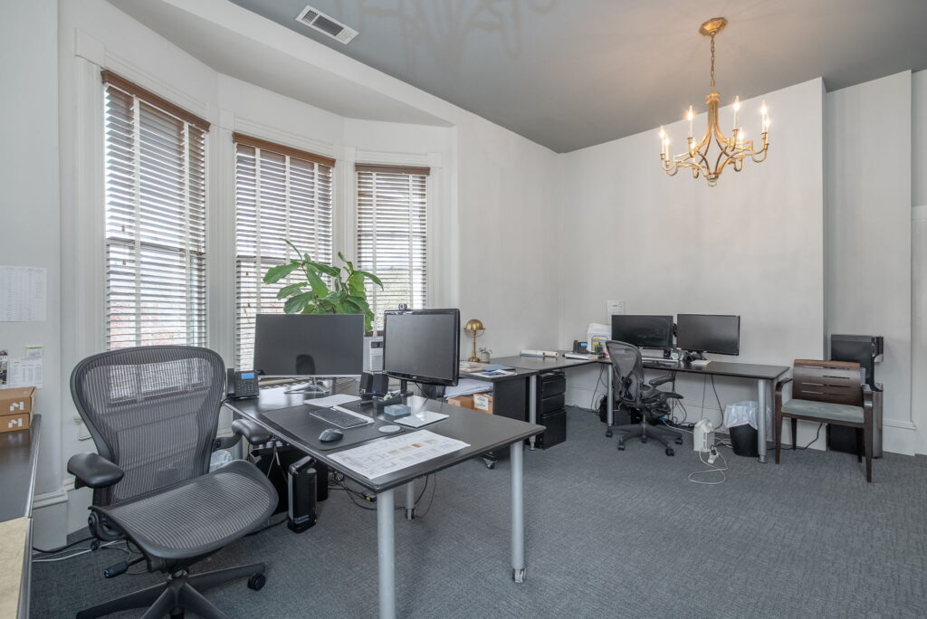 28 E 35th Street
