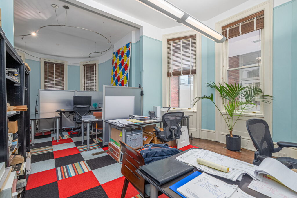 28 E 35th Street