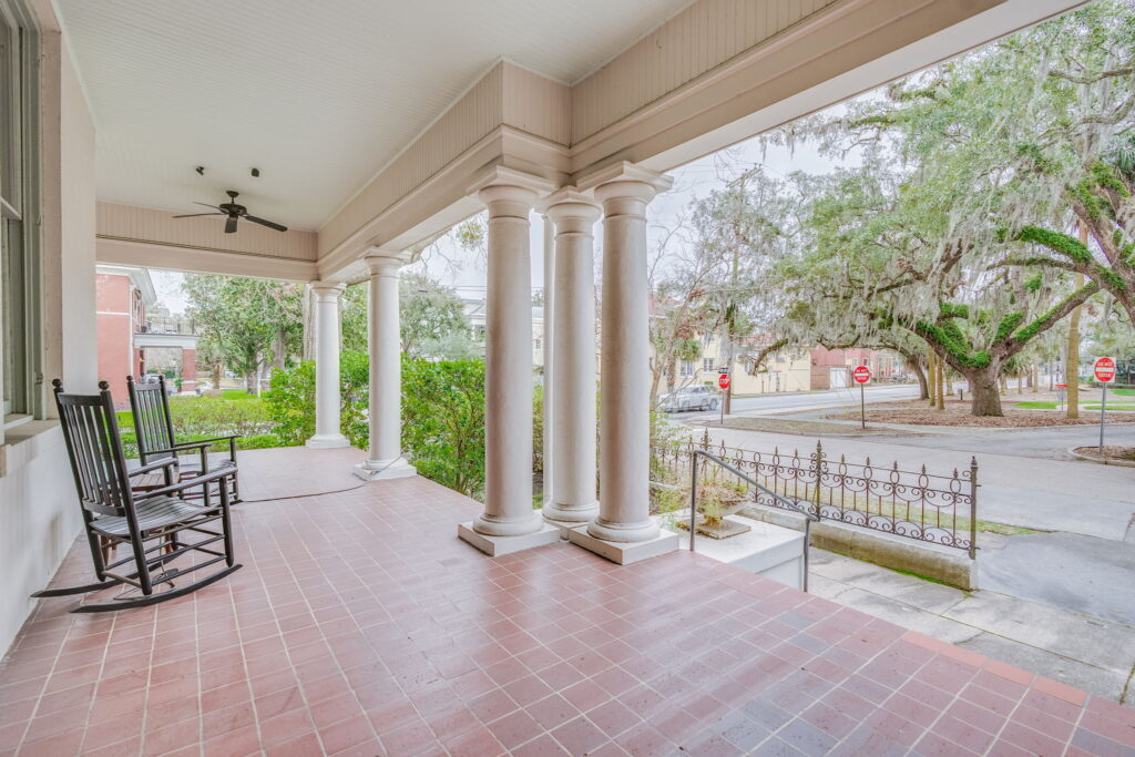 28 E 35th Street