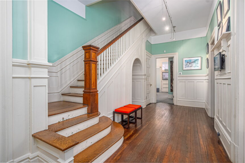 28 E 35th Street